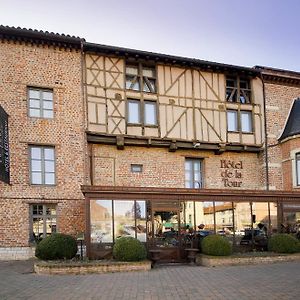 Hotel De La Tour